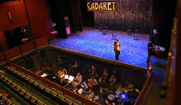 Kabarett "Eppes isch iberoll"