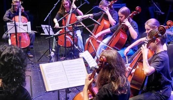 Musikalische Umrahmung - Pfarrplatz