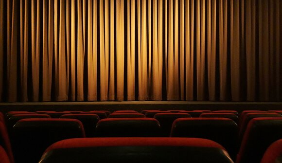 Theater: One-Way-Ticket zum Mond