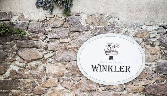 The fastest sabrage in the world!