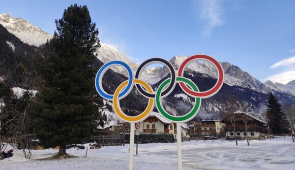 Olympiadi: Biathlon sprint donne