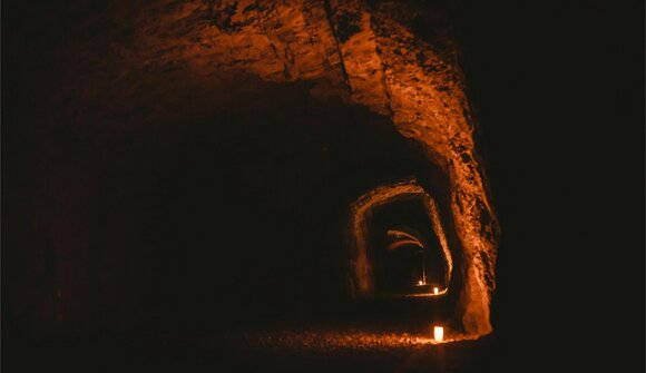 Film: "Uncanny Eatery"