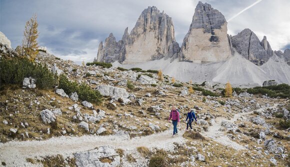 Around the Three Peaks - Guided hike