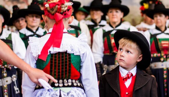 Vorstellung der Grödner Tracht