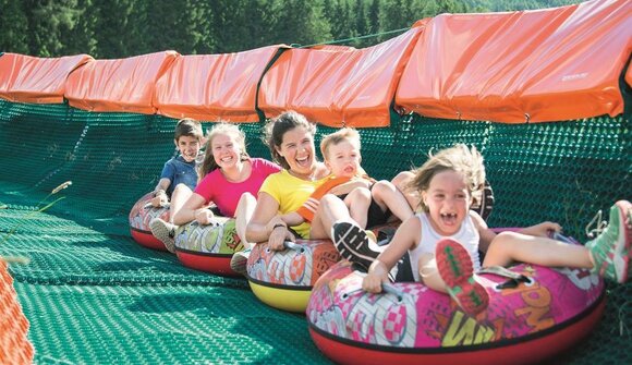 Tubing estivo per bambini