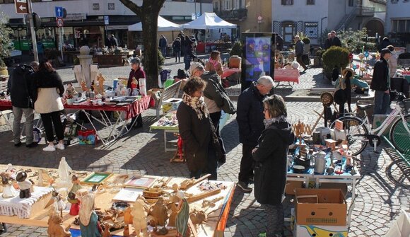 Flohmarkt in Auer