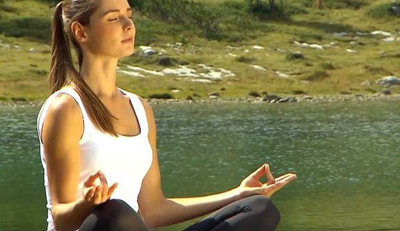 Yoga e meditazione all'aperto