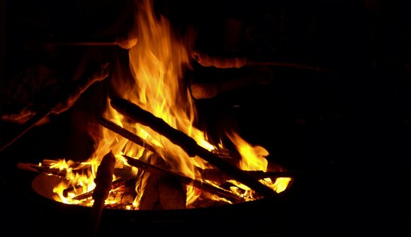 Freudenfeuer: Vorprénnen in Martzo