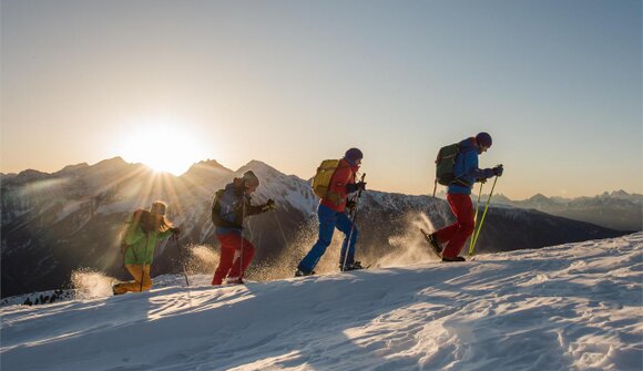 Schneeschuhwanderung in Kasern