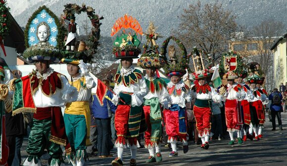 Carnival: Telfer Schleicherlaufen