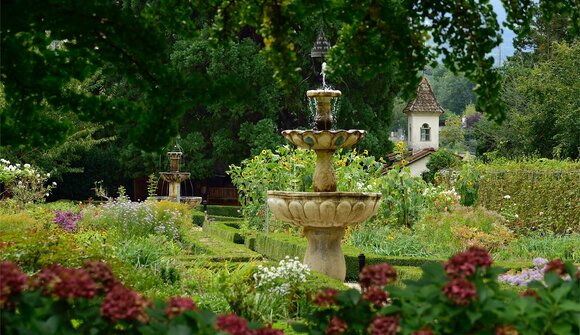 Visit to the monastery garden