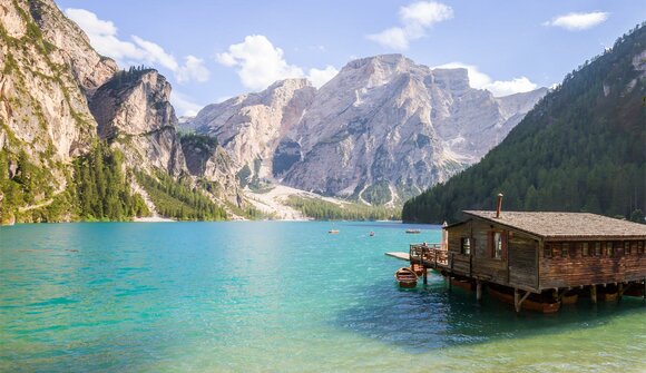 E-bike: pearl of the Dolomite Lakes