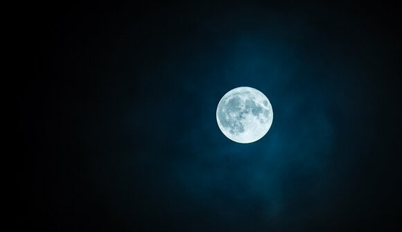 Full moon hike at Prato Piazza