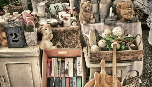 Flea Market in Falzes