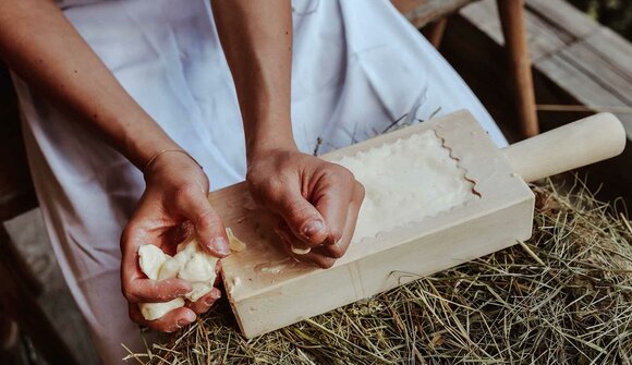 Traditional butter manifacturing