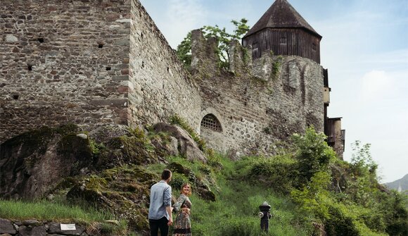 Besichtigung - Schloss Summersberg