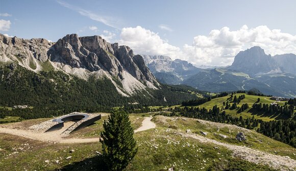 Guided Guest Hike: Val Gardena