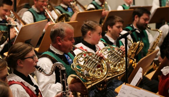 Concert of the music band Tesimo